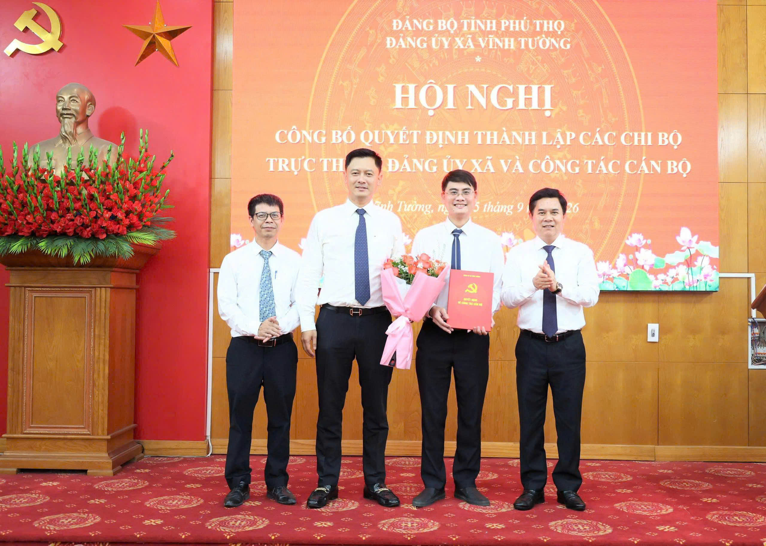 Công bố Quyết định thành lập Chi bộ Công ty Cổ phần Thép Việt Nam VINASTEEL – Dấu mốc quan trọng trong công tác xây dựng tổ chức Đảng